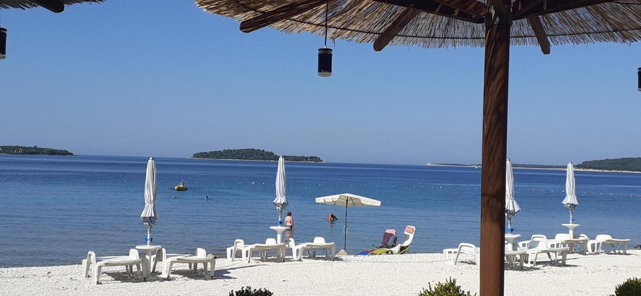 פאז'אנה Adriatic Apartments Nada מראה חיצוני תמונה