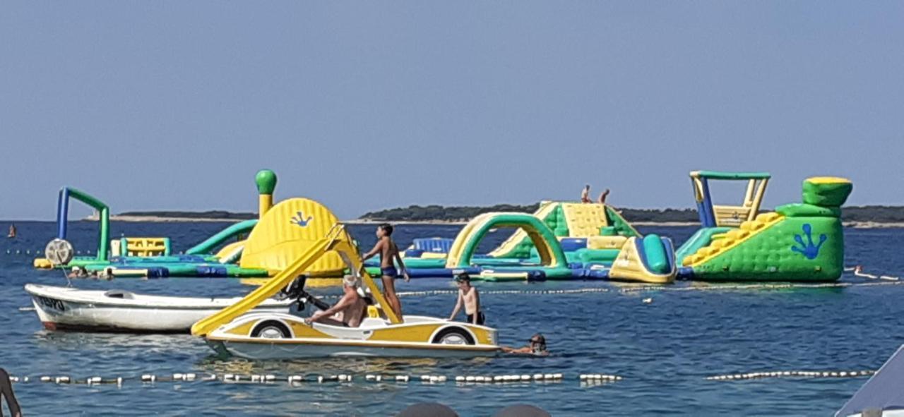 פאז'אנה Adriatic Apartments Nada מראה חיצוני תמונה